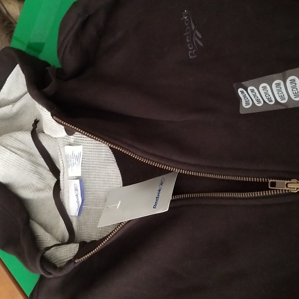 Reebok NWT black hooded sweatshirt - Picture 2 of 6